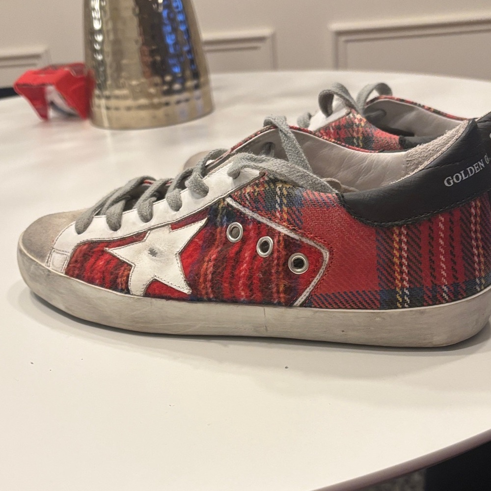 Golden Goose Superstar Red and White Sneakers with Gray Laces - Picture 7 of 8